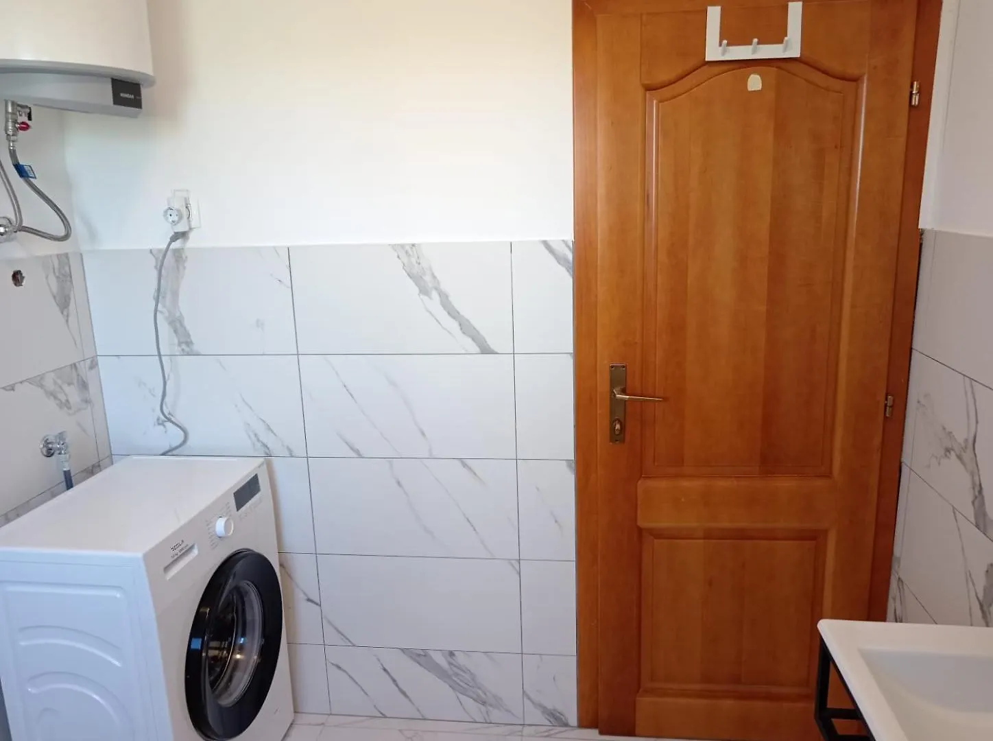 Apolo Apartments بولا