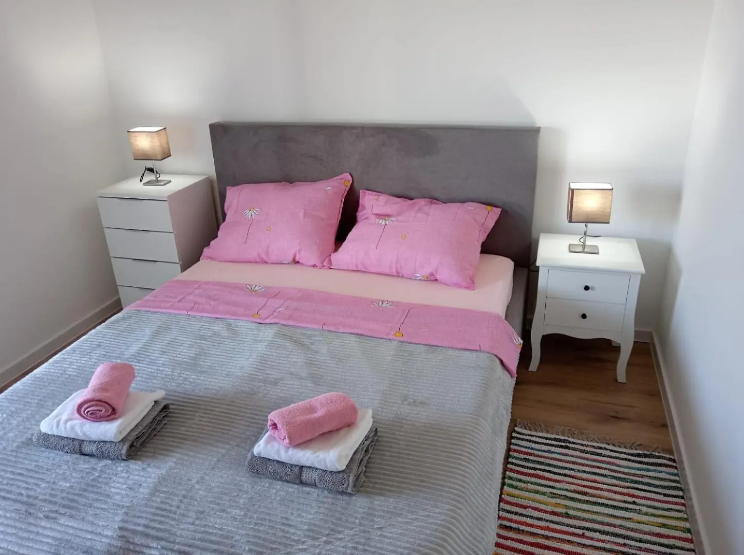 Apolo Apartments بولا