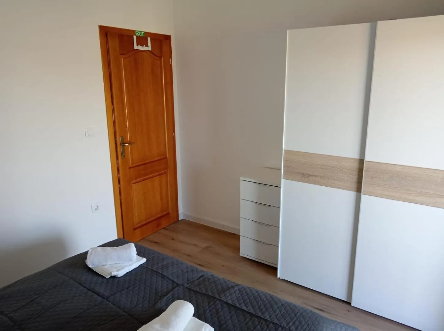 Apolo Apartments بولا