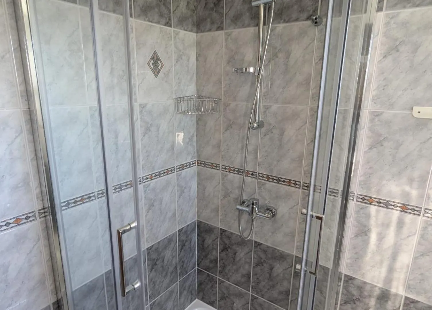 Apolo Apartments بولا