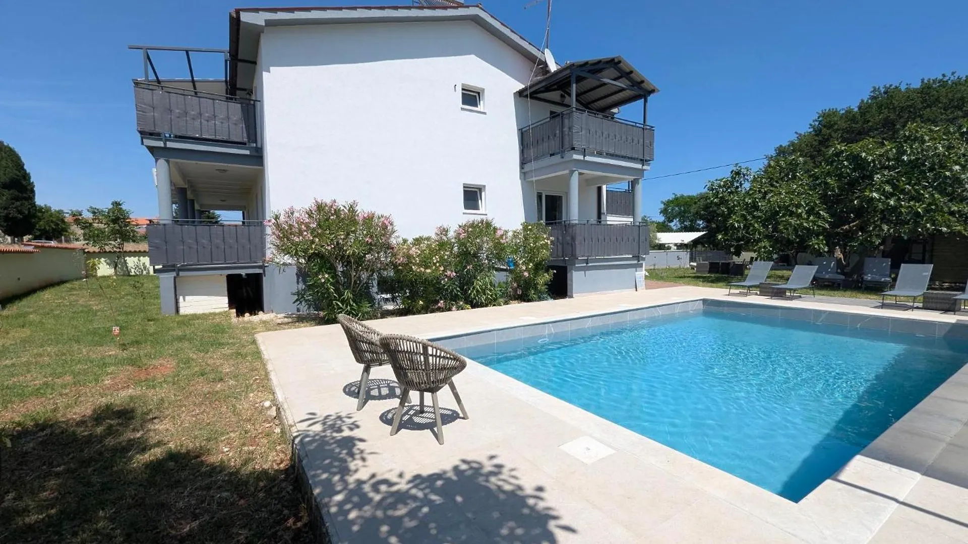 Apolo Apartments بولا كرواتيا