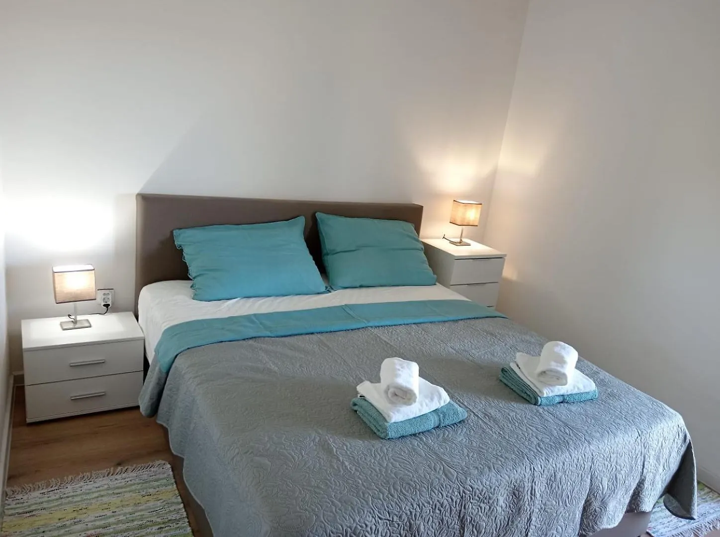 Apolo Apartments Pula 0*,