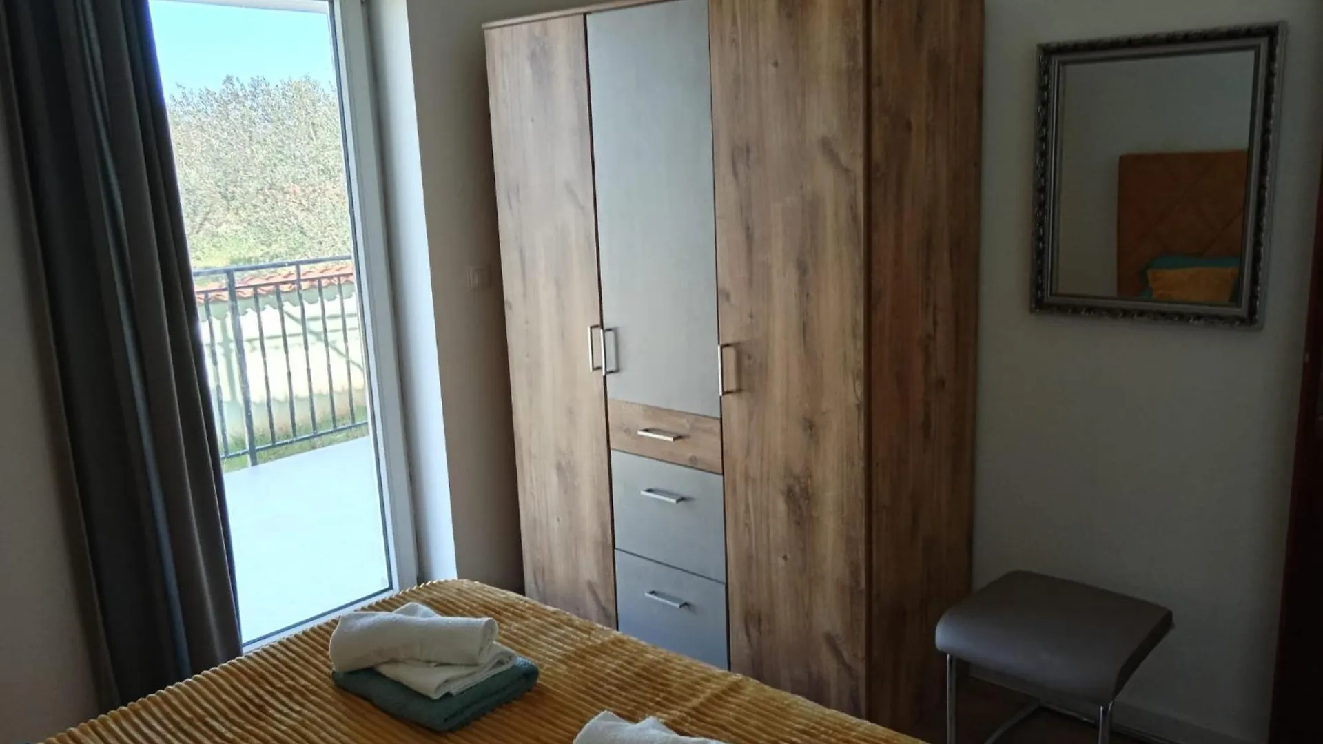 Apolo Apartments Pula Croatia