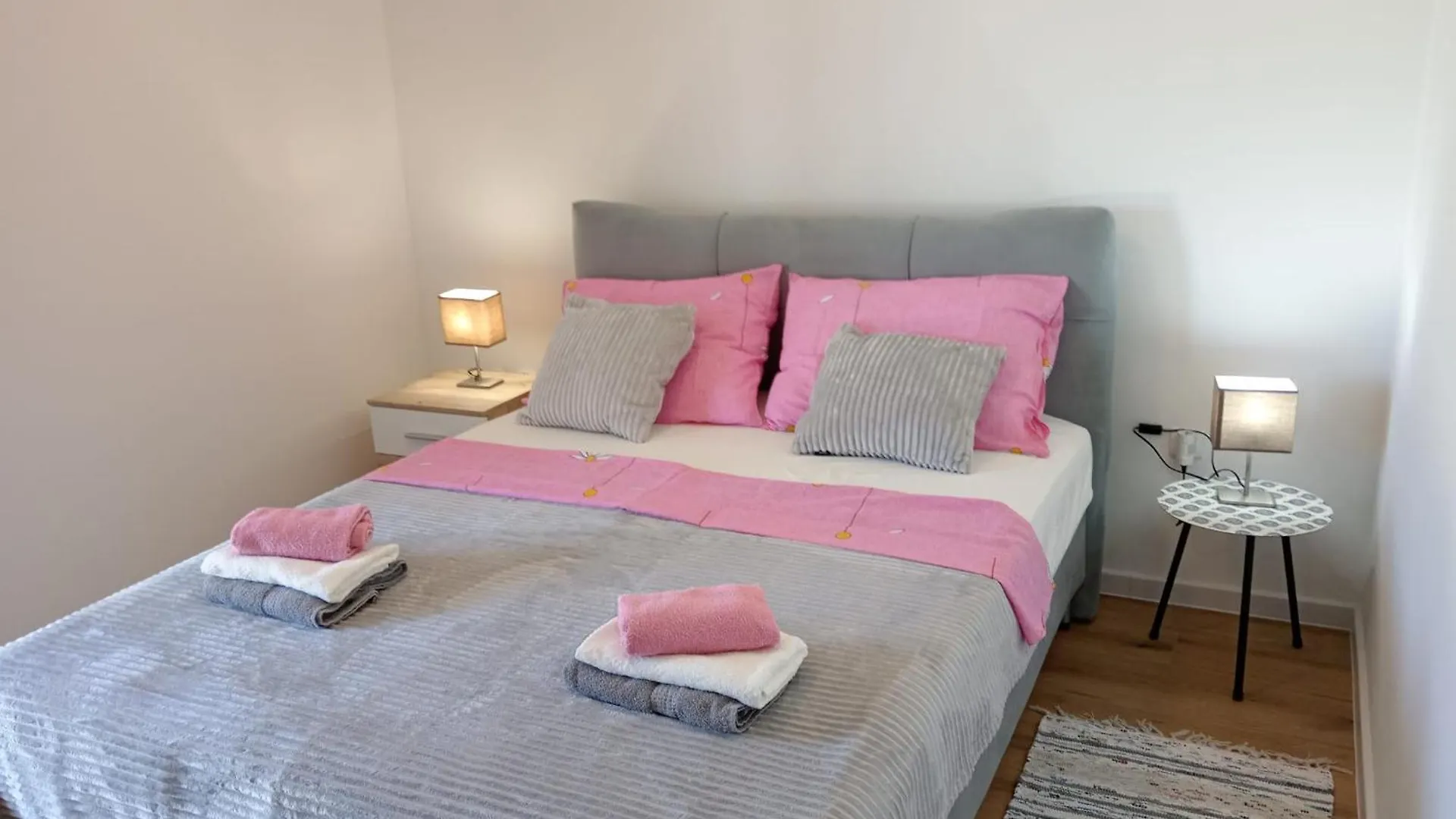 Apolo Apartments Pula